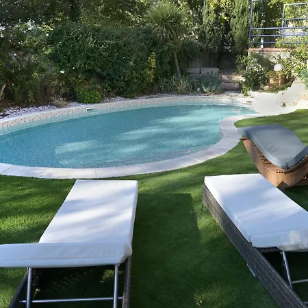 بيت ضيافة Le Prieure - Romantiques Privatif, Piscine, Jardin, Massages Proche De Toulouse Verfeil (Haute-Garonne)