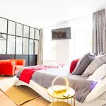 Pensjonat Le Prieure - Romantiques Privatif, Piscine, Jardin, Massages Proche De Toulouse 4*