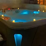 Le Prieure - Romantiques Privatif, Piscine, Jardin, Massages Proche De Toulouse Pensjonat Verfeil (Haute-Garonne)
