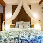 Le Prieure - Romantiques Privatif, Piscine, Jardin, Massages Proche De Toulouse 4*