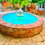 Le Prieure - Romantiques Privatif, Piscine, Jardin, Massages Proche De Toulouse 4* Verfeil (Haute-Garonne)