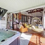 Le Prieure - Romantiques Privatif, Piscine, Jardin, Massages Proche De Toulouse Verfeil (Haute-Garonne)