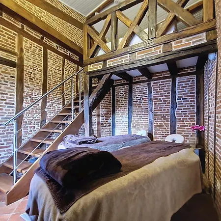 Le Prieure - Romantiques Privatif, Piscine, Jardin, Massages Proche De Toulouse ゲストハウス 4*