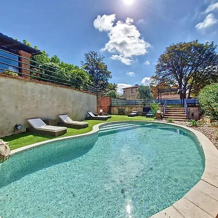 Pensjonat Le Prieure - Romantiques Privatif, Piscine, Jardin, Massages Proche De Toulouse 4*