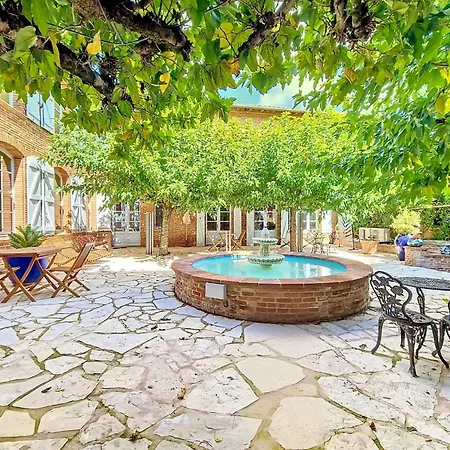 Le Prieure - Romantiques Privatif, Piscine, Jardin, Massages Proche De Toulouse Verfeil (Haute-Garonne)