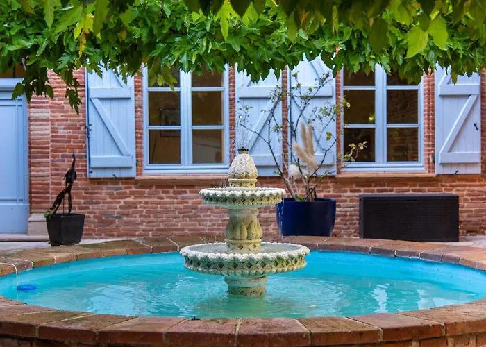 Pensión Le Prieure - Romantiques Privatif, Piscine, Jardin, Massages Proche De Toulouse