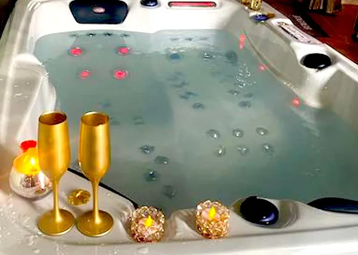 N5 Avec Jacuzzi Privatif Nuit Romantique Proche Toulouse Maison d'hôtes Verfeil (Haute-Garonne)