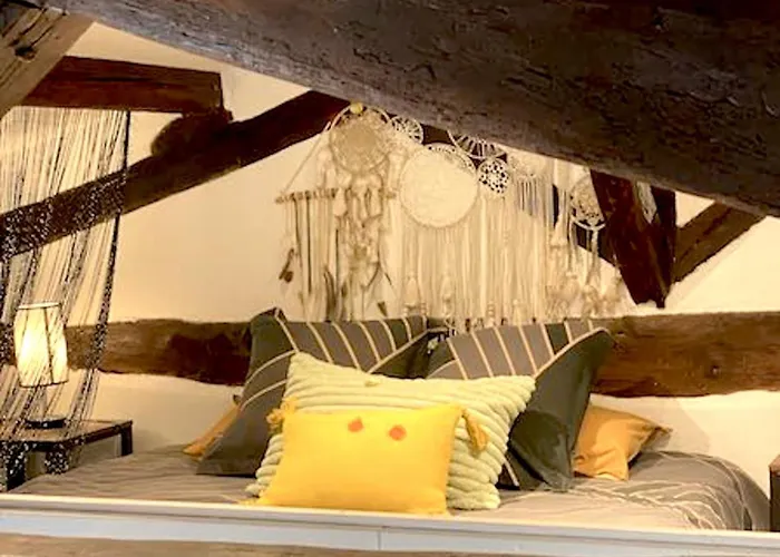 Pensión Le Prieure - Romantiques Privatif, Piscine, Jardin, Massages Proche De Toulouse 4*