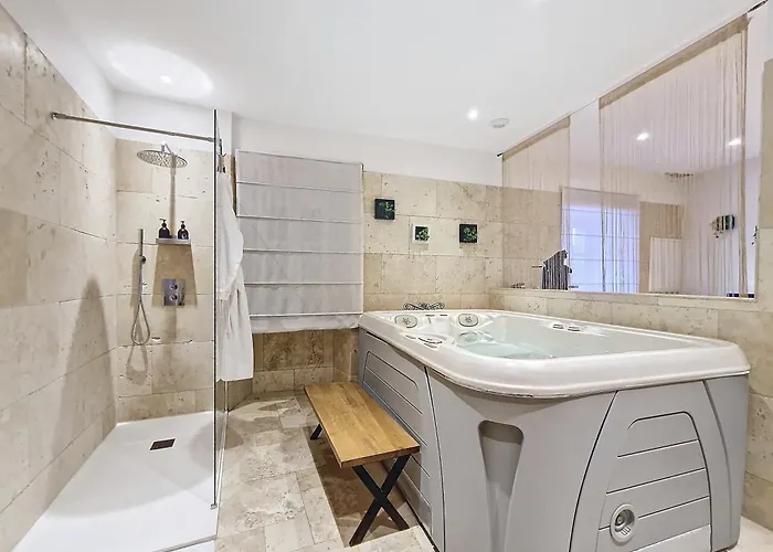 Le Prieure - Romantiques Privatif, Piscine, Jardin, Massages Proche De Toulouse