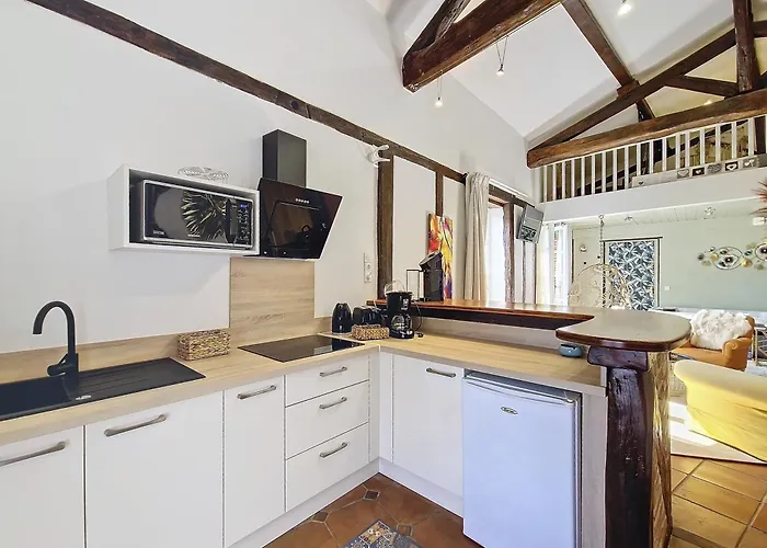 Le Prieure - Romantiques Privatif, Piscine, Jardin, Massages Proche De Toulouse